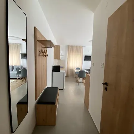 Апартаменты Cedrus Балатонфюред