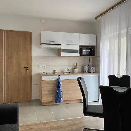 Cedrus Apartment *