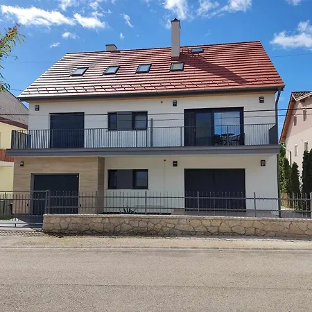 Apartment Cedrus *